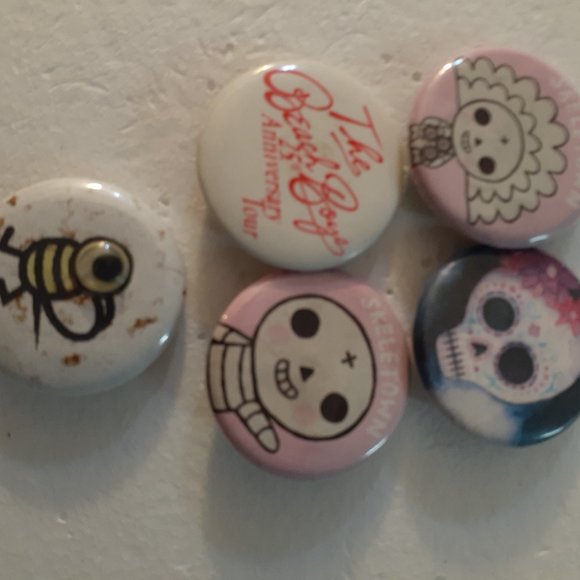 Button and Pin Collection - Picture 7 of 8